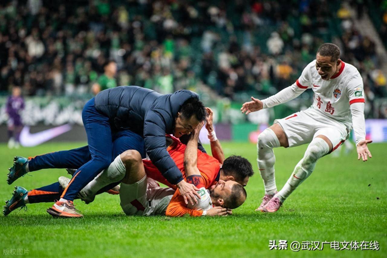 九游APP官网-关于里程碑夜罗马单刀错失；中超赛前刷纪录；悬念犹存；年轻球员得到机会的信息-九游APP官网
